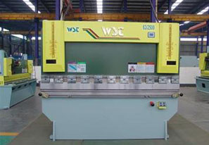 大型折彎機(jī)